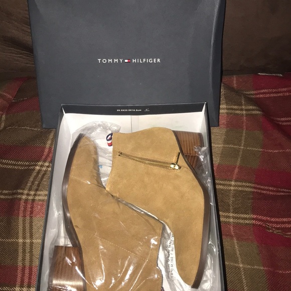 Tommy Hilfiger Shoes - Tommy Hilfiger natural suede Ruthee bootie